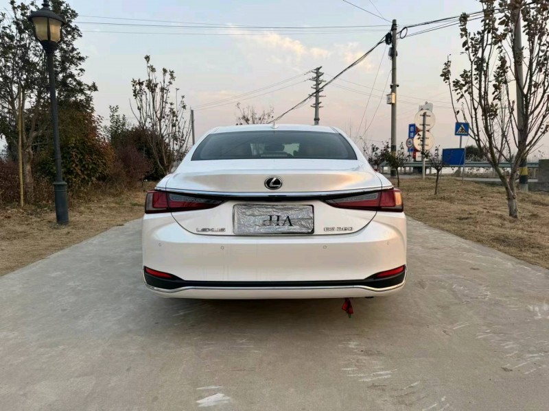 徐州20年雷克萨斯ES9