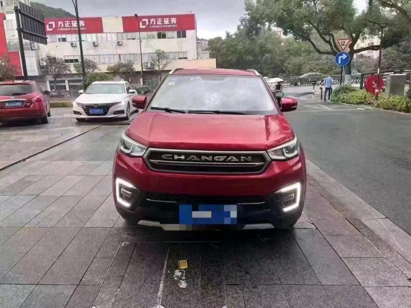 湖州18年長安汽車CS551