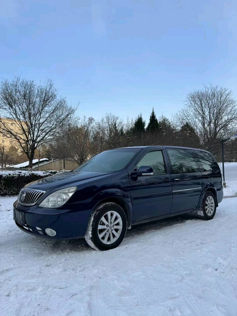 邢台15年别克GL82