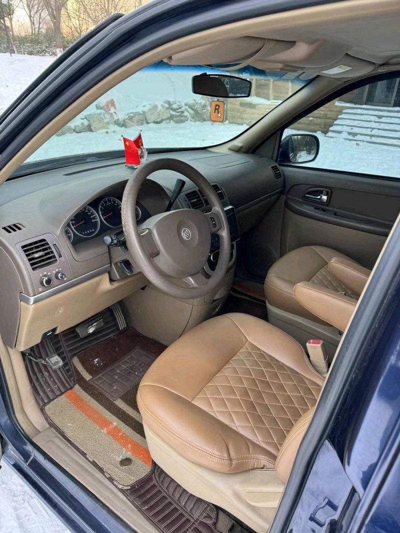 邢台15年别克GL84