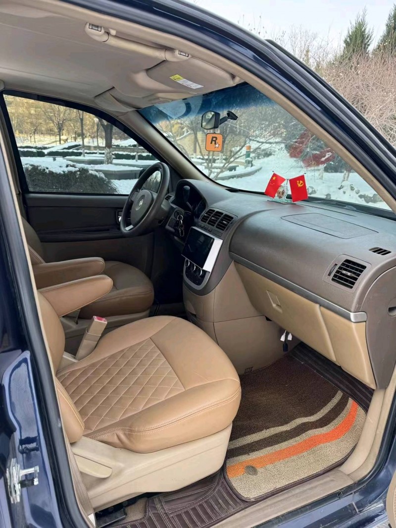 邢台15年别克GL87