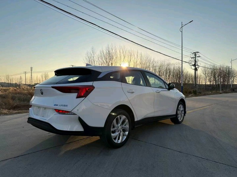 徐州23年别克微蓝8