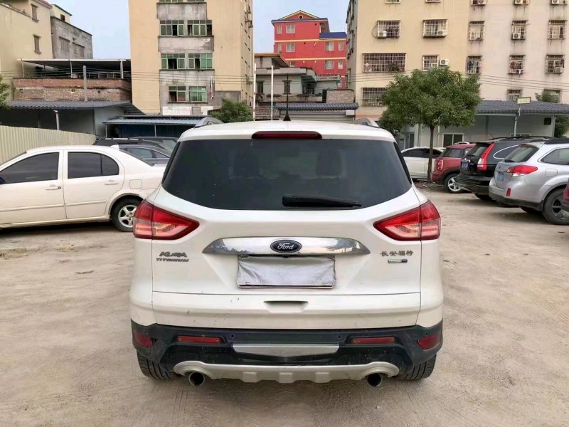 汕头15年福特翼虎7