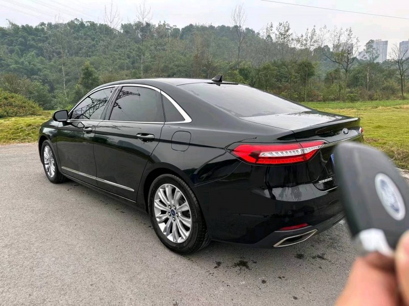 重庆21年福特金牛座4