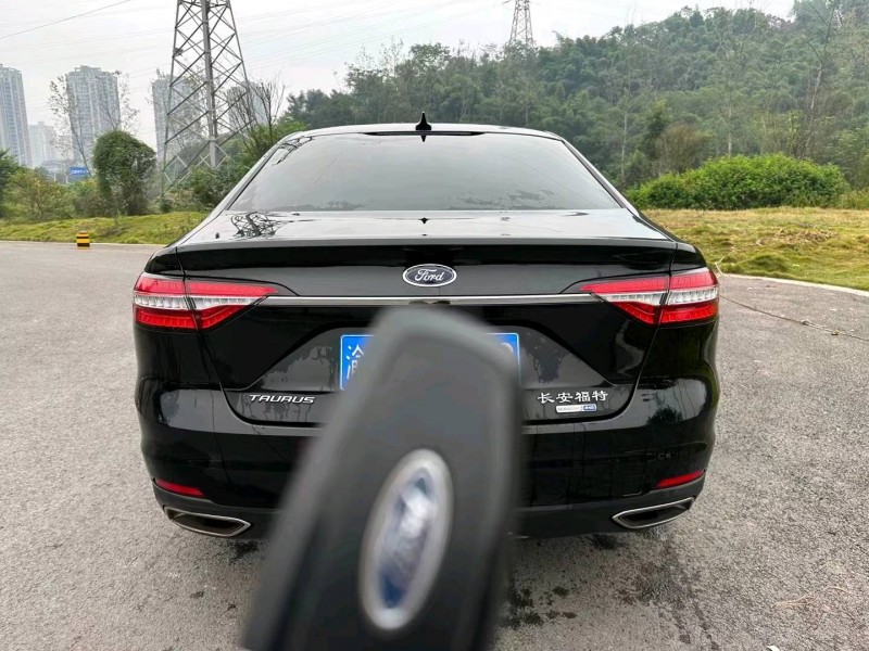 重庆21年福特金牛座7