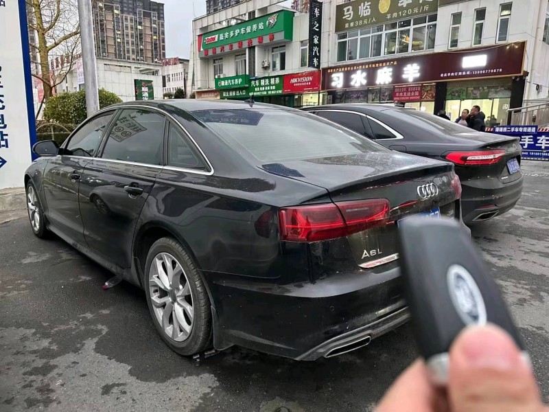 重庆19年奥迪A6L4