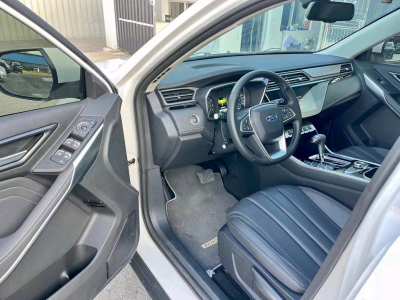 宜昌23年福特领界5