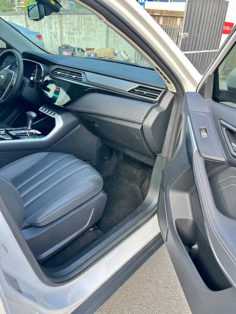 宜昌23年福特领界9