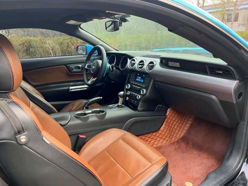 青岛15年福特野马5