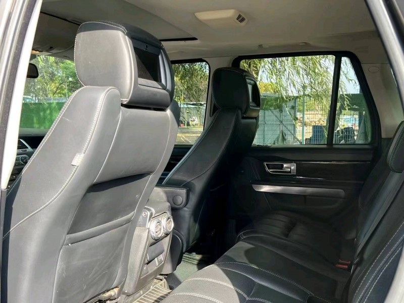 青岛11年路虎揽胜运动5