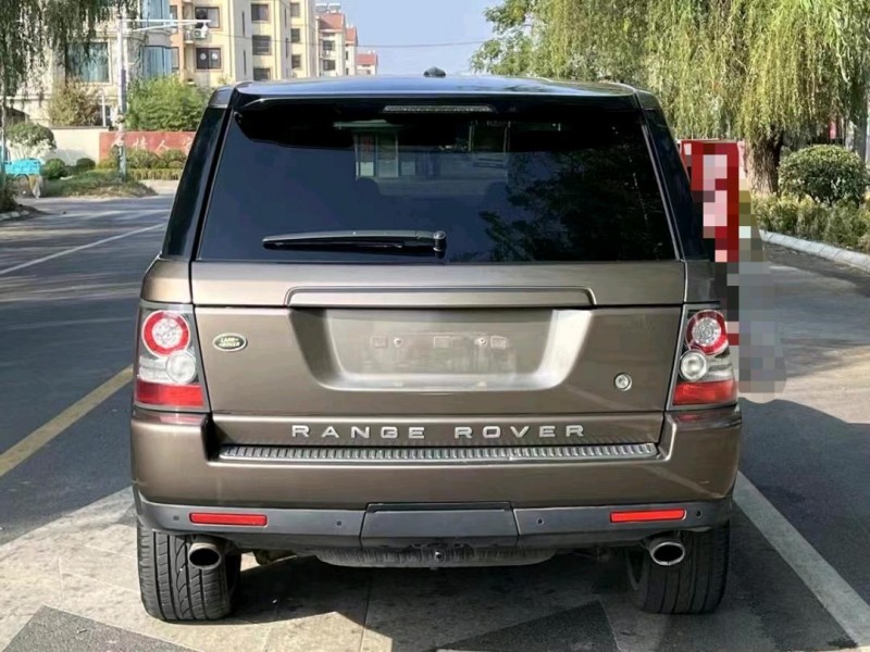 青岛11年路虎揽胜运动6