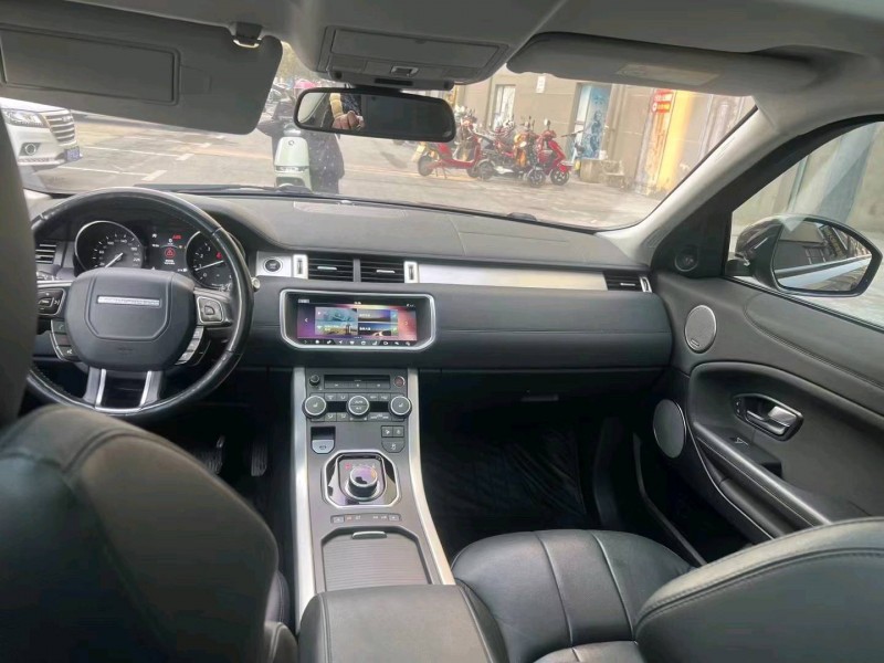 东营18年路虎极光3