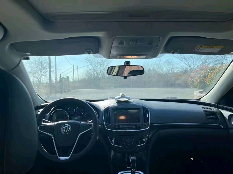 青岛16年别克君威4