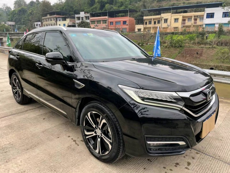 重庆17年本田URV6