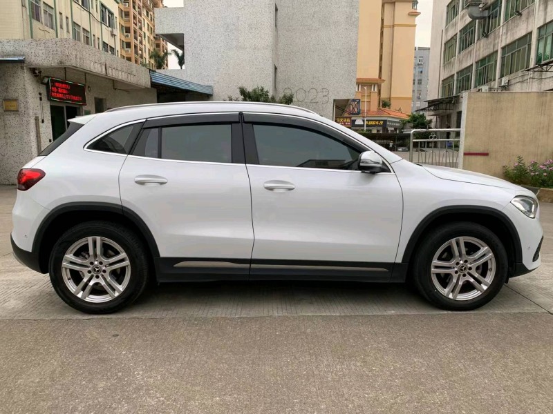 中山21年奔驰GLA2