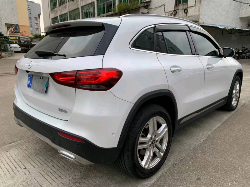 中山21年奔驰GLA4