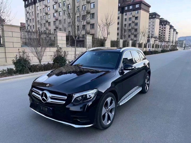 东营17年奔驰GLC3
