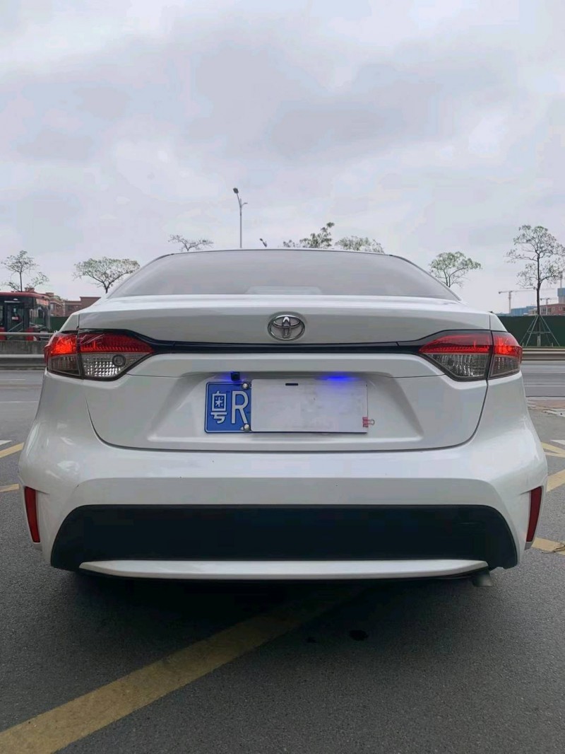 佛山21年丰田雷凌9