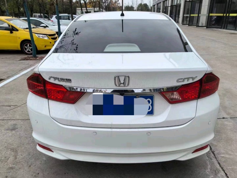 宜昌18年本田锋范2