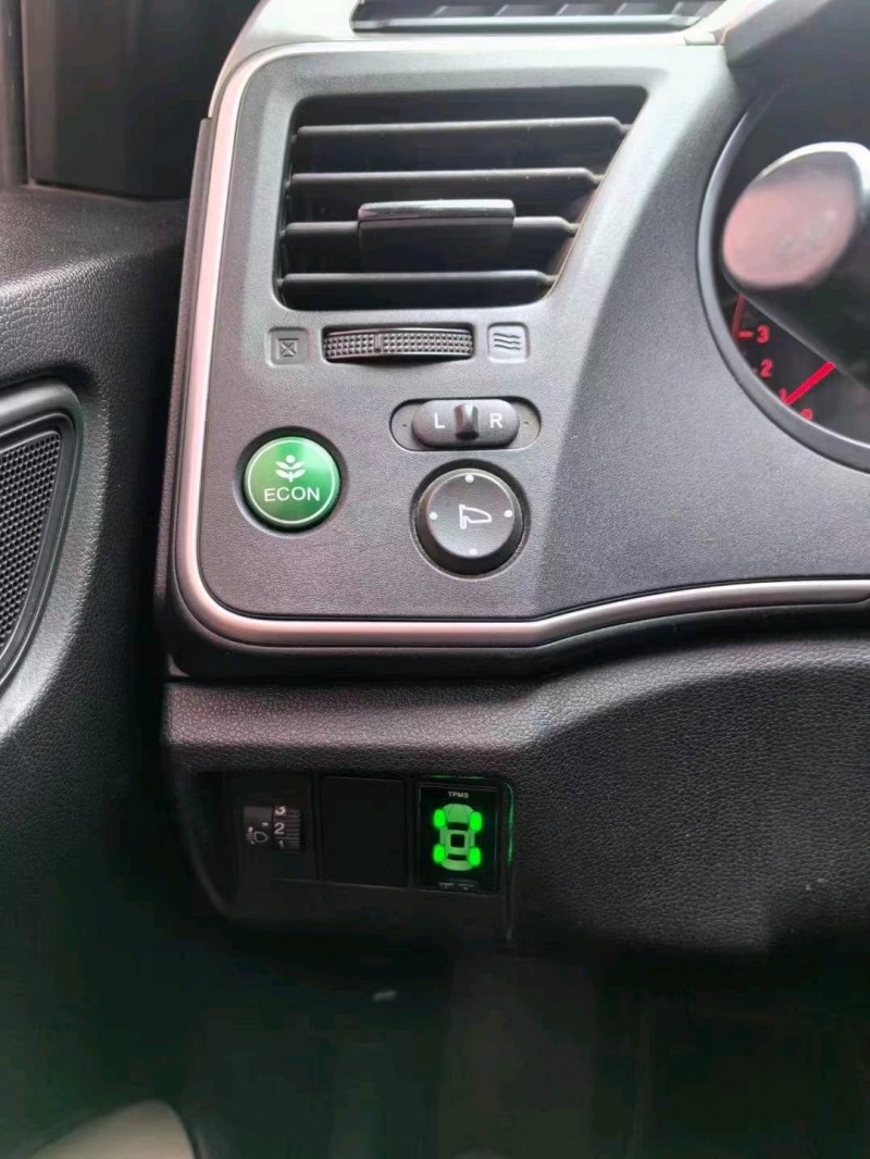 宜昌18年本田锋范7