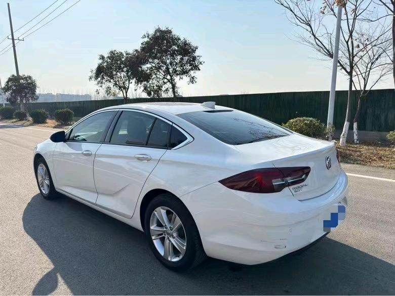 盐城18年别克君威5