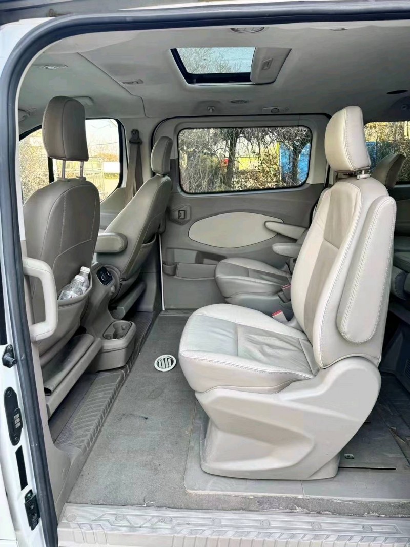 东营16年福特途睿欧6