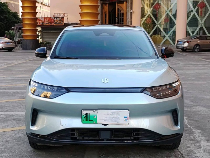 廣州23年零跑汽車C111