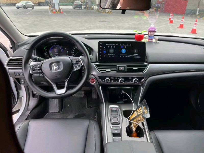 重庆23年本田雅阁5