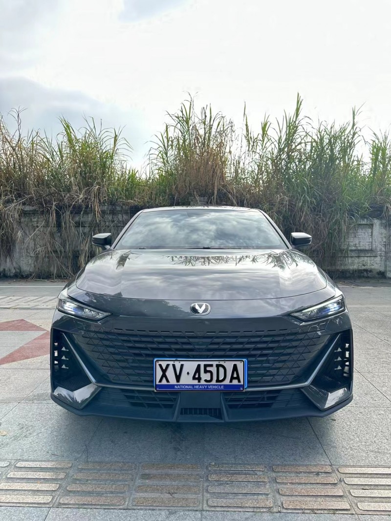 东莞22年长安汽车UNI-V1