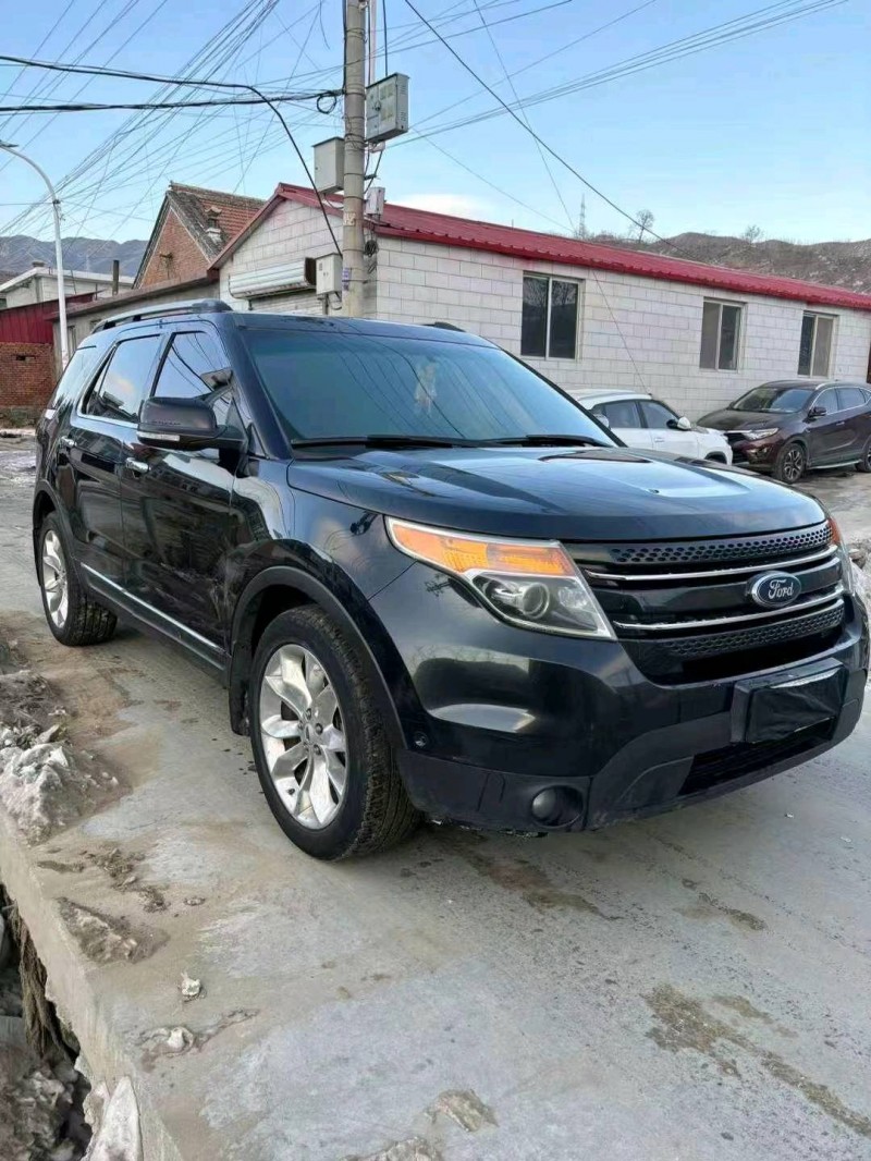 邯郸13年福特探险者3