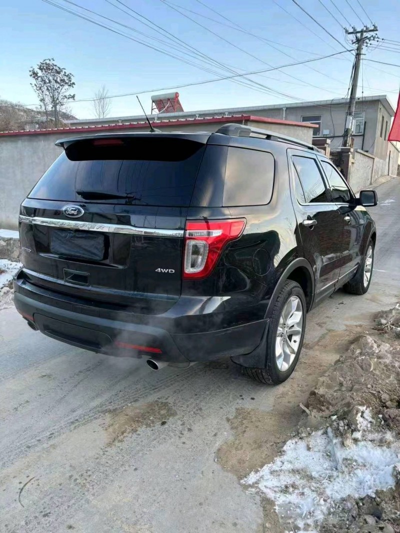 邯郸13年福特探险者4