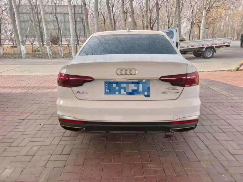 天津22年奧迪A4L5