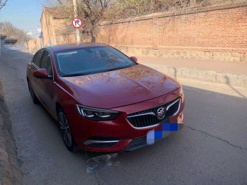 东营18年别克君威6