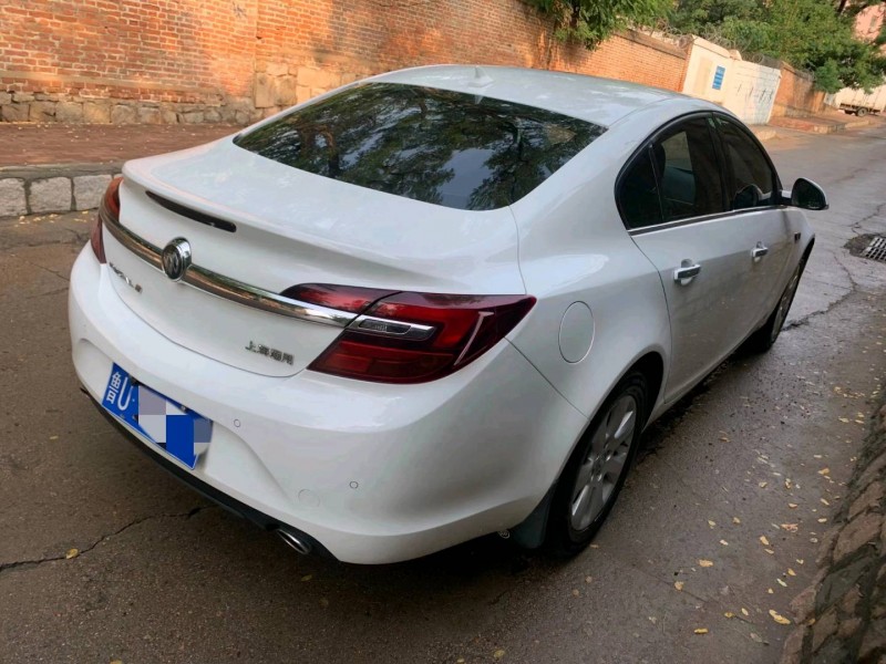 枣庄15年别克君威4