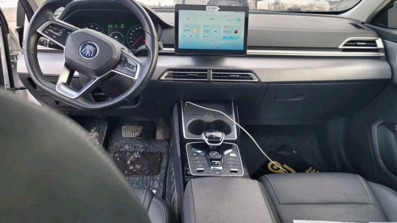 东营23年比亚迪秦2