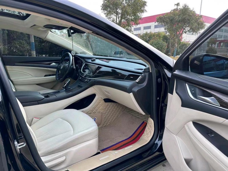 盐城20年别克君越5