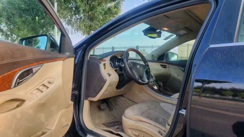 邢台13年别克君越7