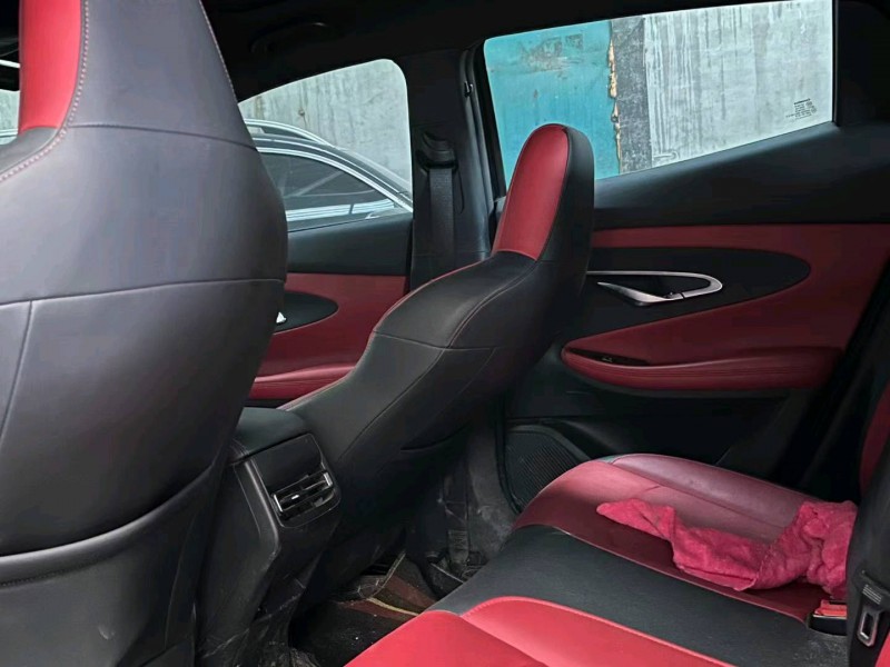 邯郸21年长安汽车UNI-T5