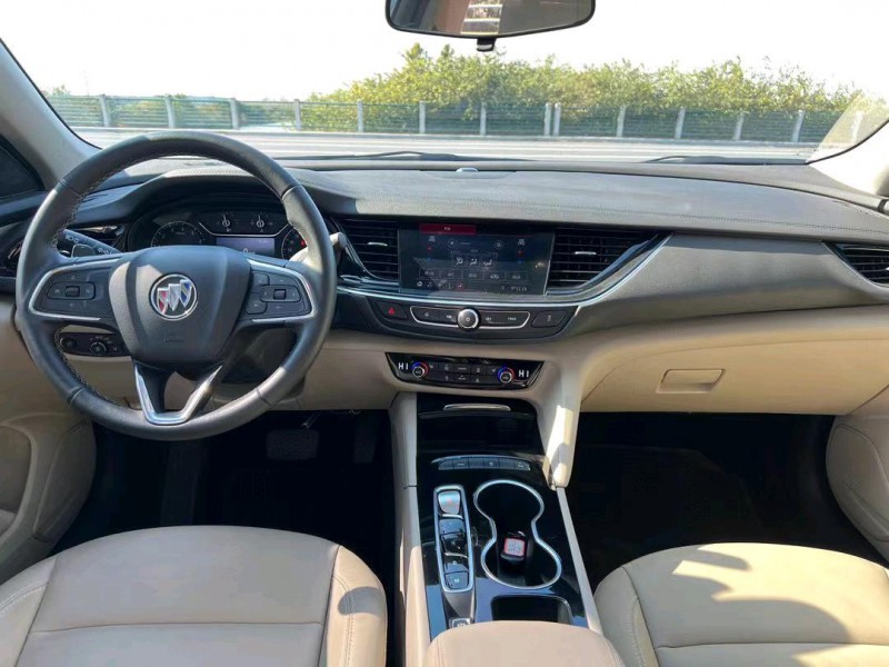 盐城21年别克君威6