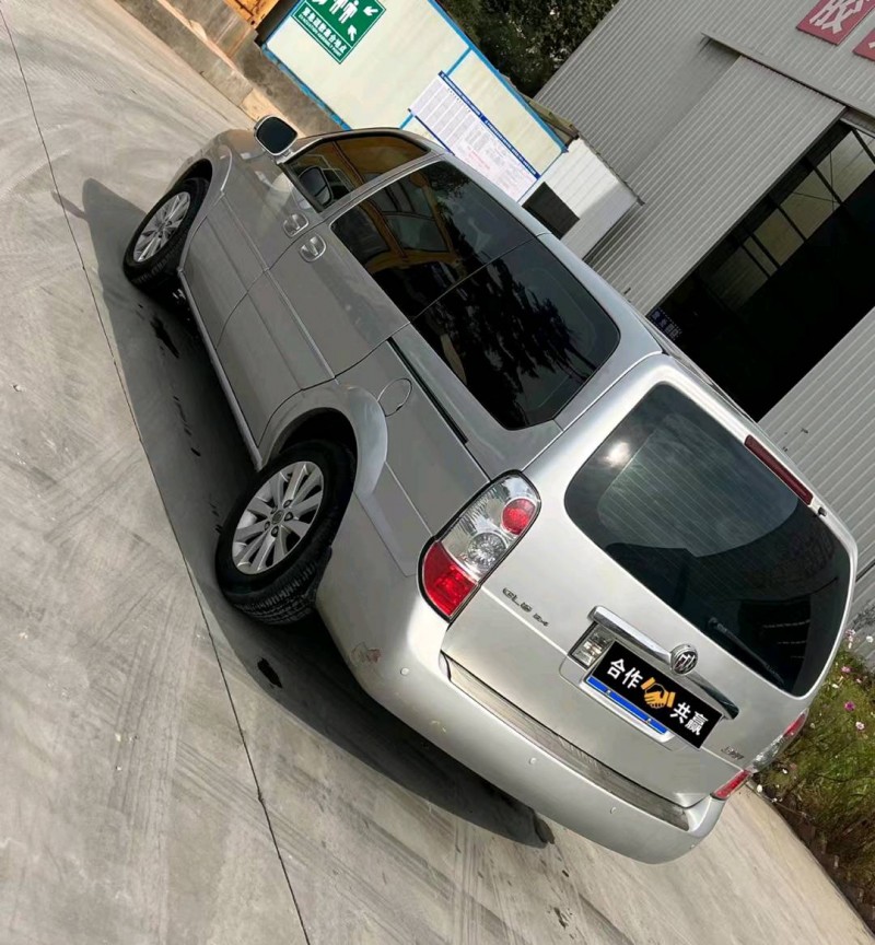 淄博15年别克GL84