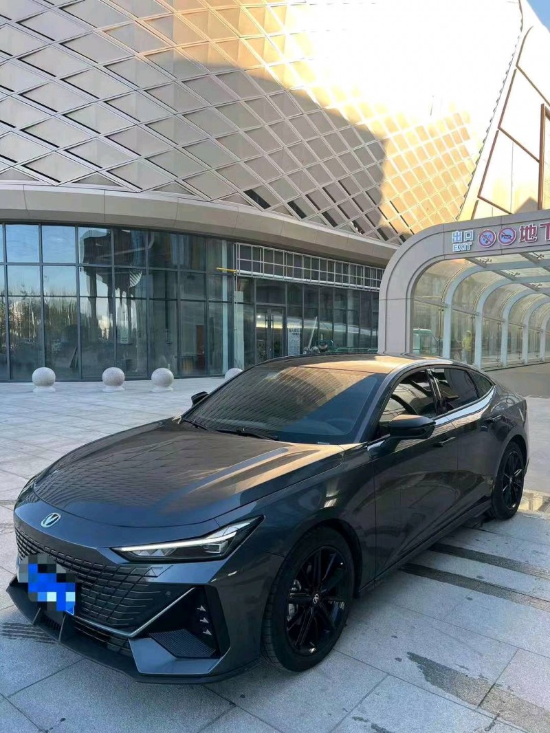 东营23年长安汽车UNI-V3