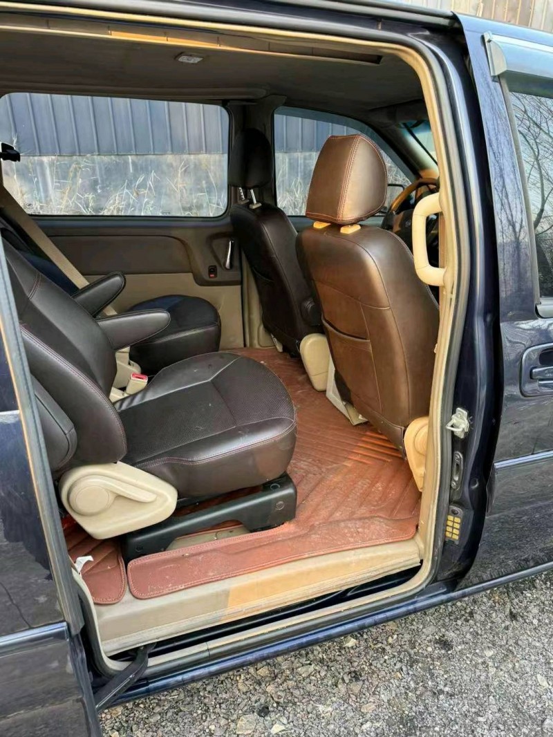 枣庄13年别克GL84