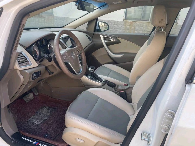 盐城14年别克英朗GT5