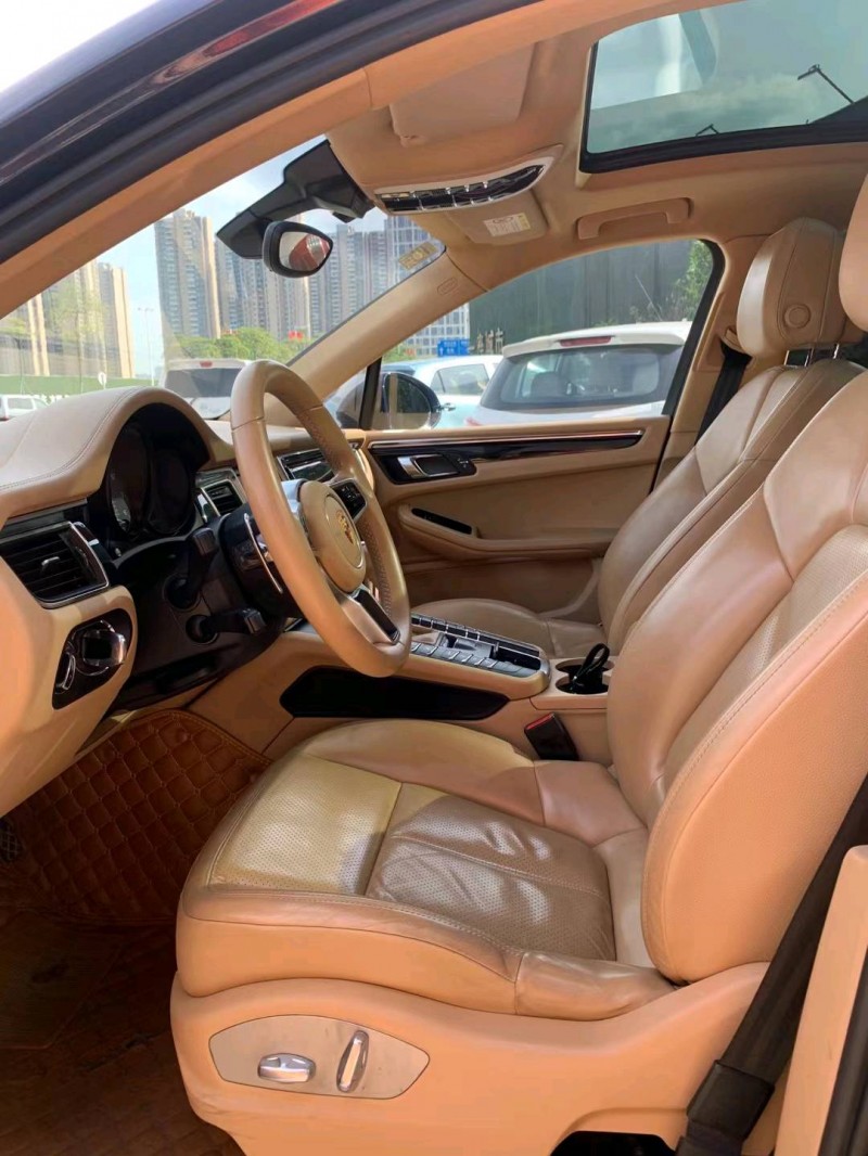 佛山15年保时捷Macan6