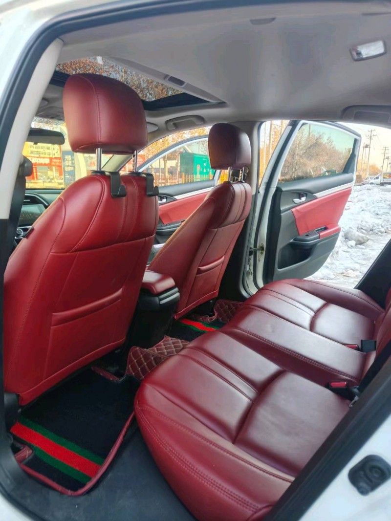 淄博18年本田思域6