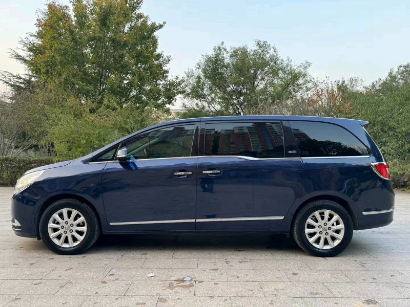 邢台12年别克GL88