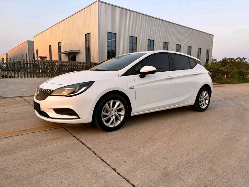 徐州17年别克威朗3