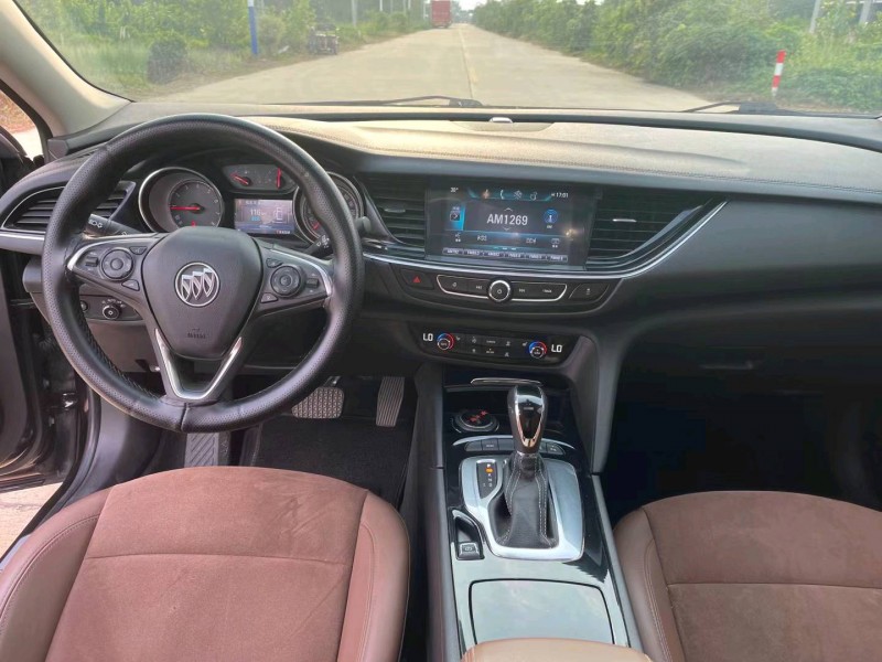 徐州20年别克君威4