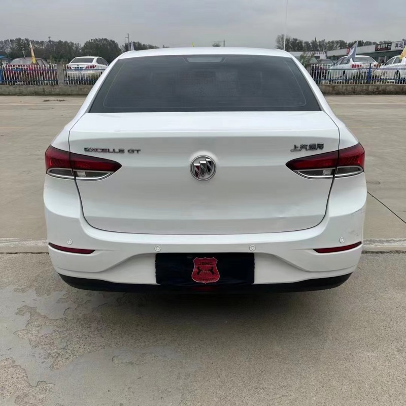 菏泽21年别克英朗9