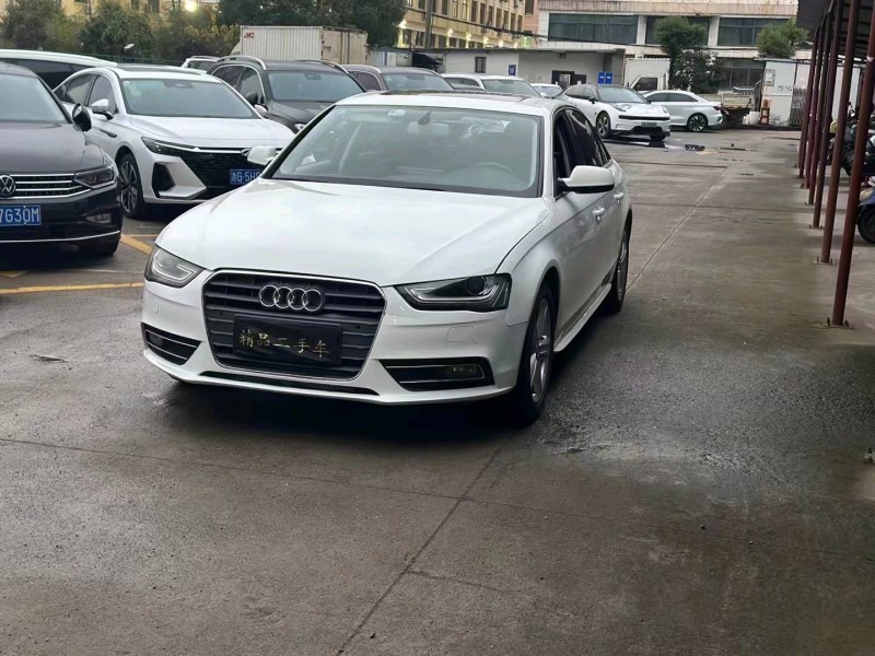 嘉兴14年奥迪A4L1